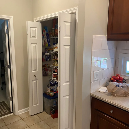 Kitchen reno by Bridgeport Carpets - before